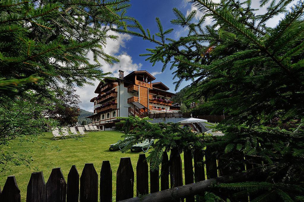Hotel Gianna Madonna Kültér fotó
